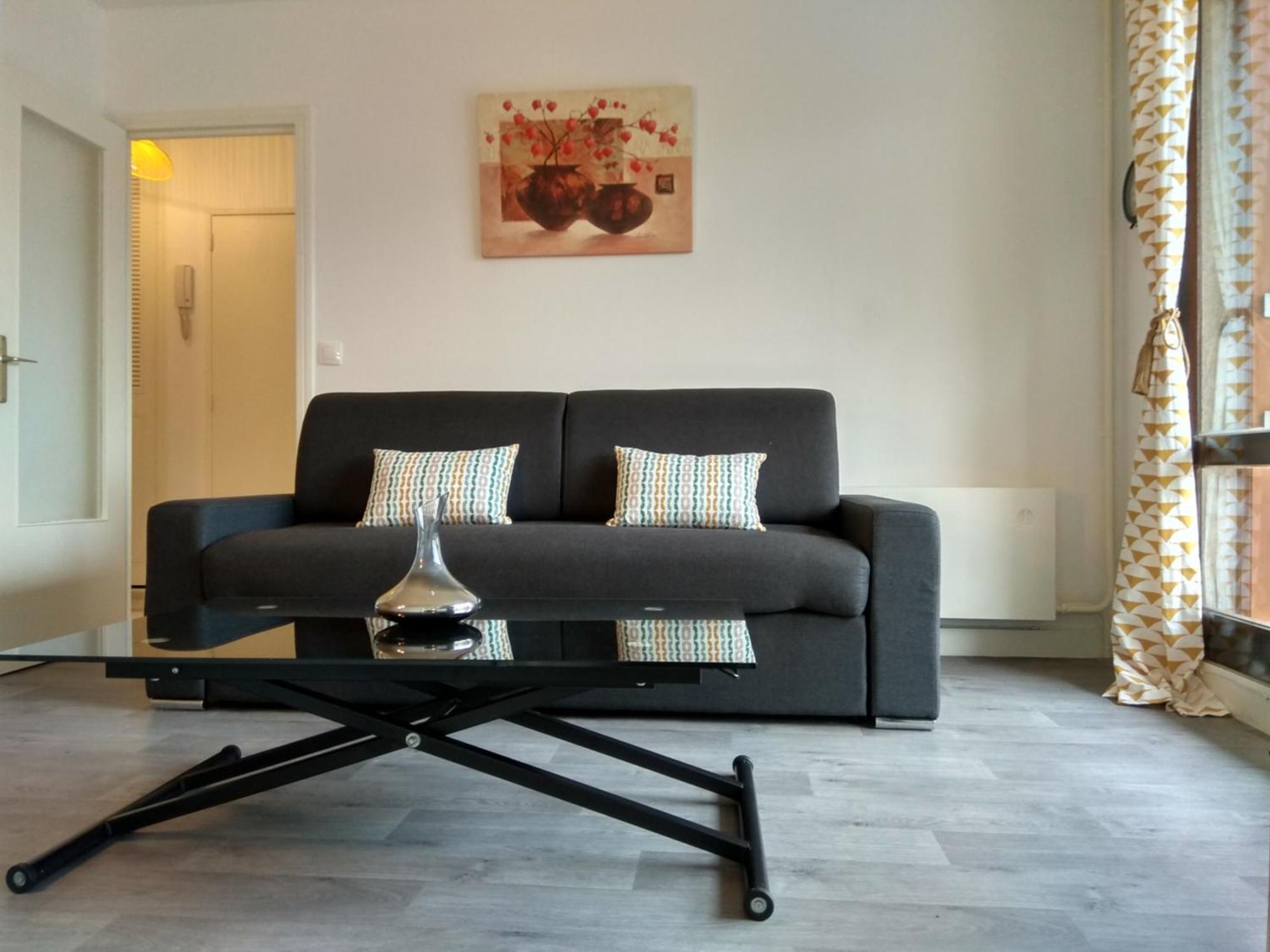 Budget Apart With Balcony And Great View Saint-Denis  Buitenkant foto